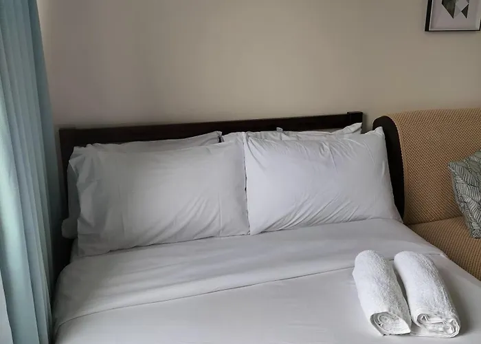 5 Spacious Studio's With Pool Near Sm & Ayala Апарт-отель Себу
